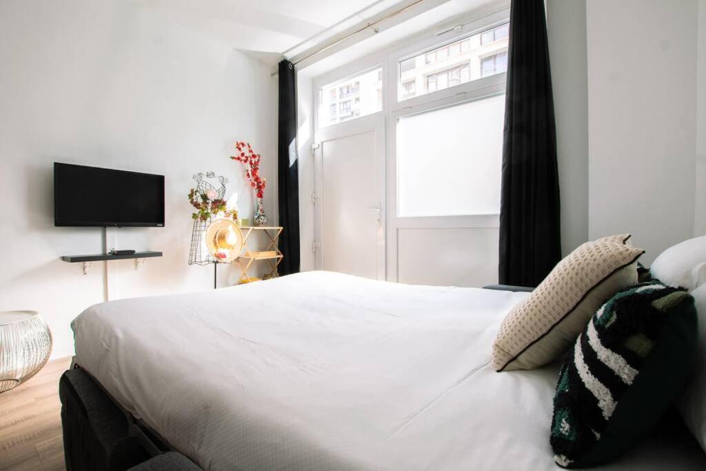 Hsh Traversiere-Boulogne-Billancourt I Appartement 4P Eksteriør billede